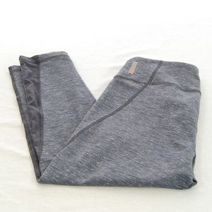 *FREE WITH PURCHASE* Zella Mesh Panel Capri Leggings